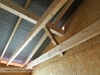 pohled do prostoru střechy v jednom z pokojů (výstavba dřevostavby na klíč - Hradec Králové, Stěžírky)